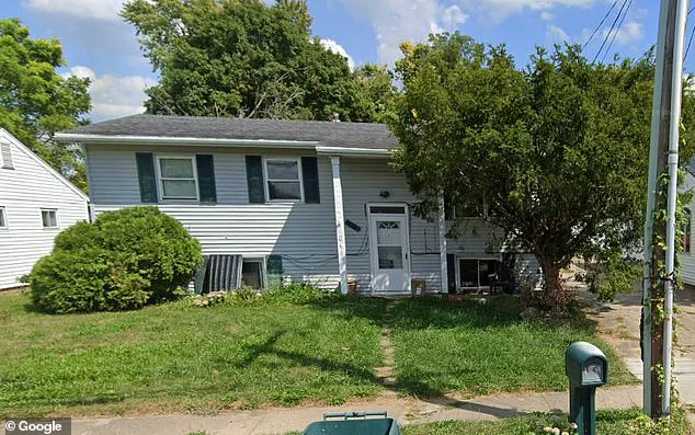 Horrifying Discovery in Richmond: Teenager Found in Feces-Covered Makeshift Stall, Community in Shock