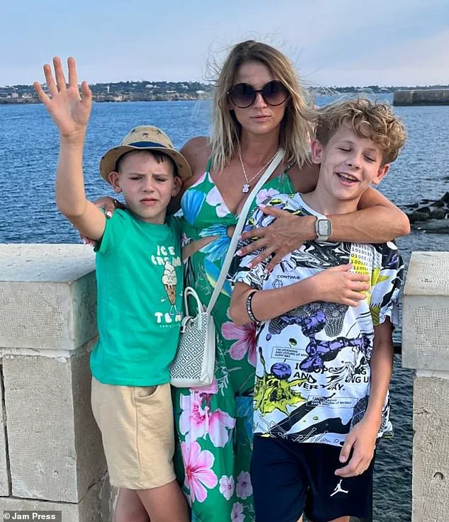 Privileged Insights and Expert Advisories: Navigating Parental Duty and Mental Health