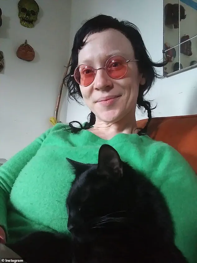 Rock Star Ann Everton Dies in Car Crash on Eve of Darsombra Tour