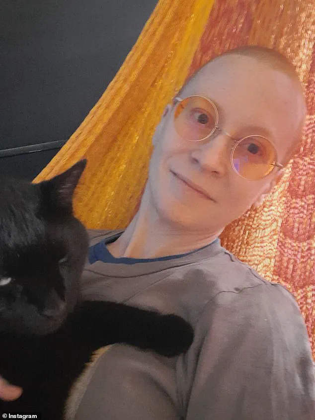 Rock Star Ann Everton Dies in Car Crash on Eve of Darsombra Tour