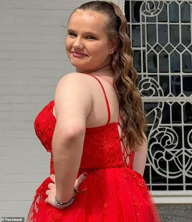 Heartbreaking Christmas Tragedy: 16-Year-Old Scarlett Durden Dies Moments After Opening Presents with Family, Leaving Community in Mourning