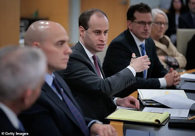 Trump's White House Expansion Project Unveiled: Architect Seeks to Restore Architectural Symmetry