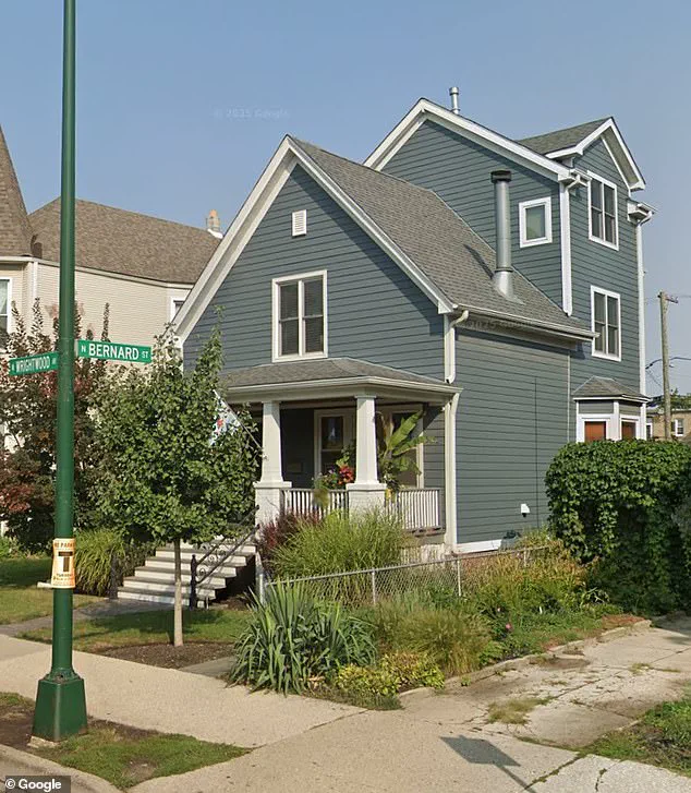 Former Chicago Mayor Lori Lightfoot Faces Lawsuit Over Unpaid Credit Card Debt