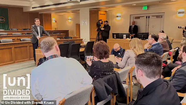 ‘I Will Not Answer That Question’ – Governor Bob Ferguson’s Refusal on Transgender Athletes in School Sports Sparks National Debate