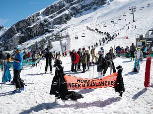 Avalanche Strikes Mount Elbrus Resort in Russia, Sending Tourists Scrambling for Safety as Landscape in Its Path is Obliterated