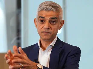 Texas Track Athlete Confronts Phone Snatcher Near London Eye During Holiday