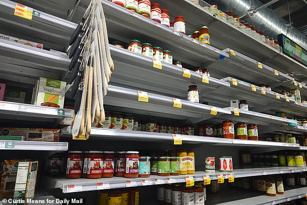 New York Residents Rush to Stockpile Essentials as Historic Snowstorm Looms