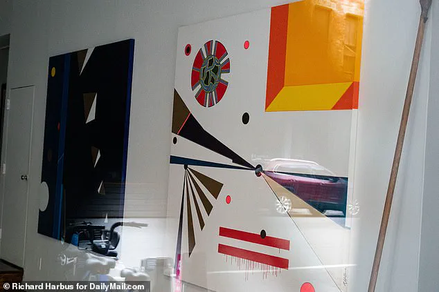 Hunter Biden Claims 'Ghosting' Daughter Not Violation of Court Order, Sparks Legal Debate