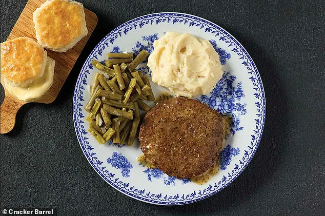 Cracker Barrel Issues Policy Requiring Employees to Dine at Own Locations During Business Travel