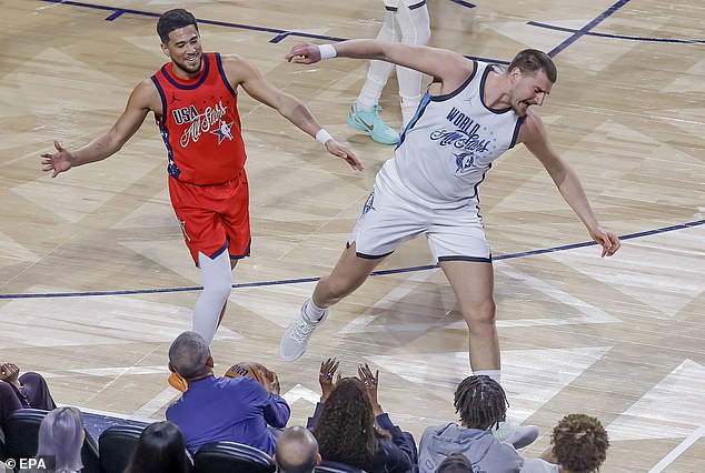 Barack Obama's Unforgettable Mid-Air Basketball Grab at NBA All-Star Game