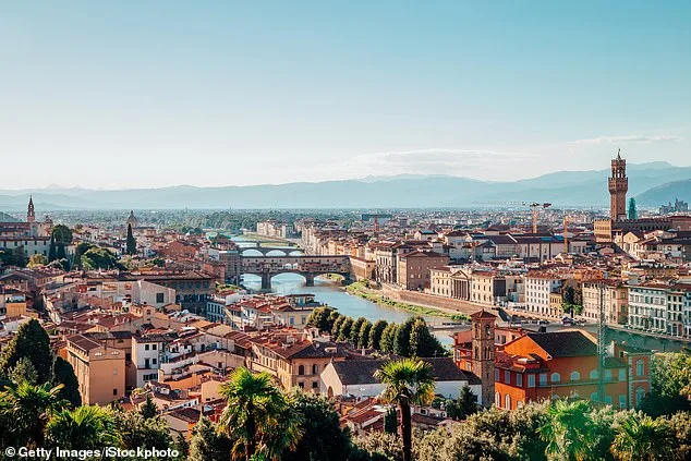 Florence Police Investigate Black Cube's Construction Amid Historic Architecture Controversy