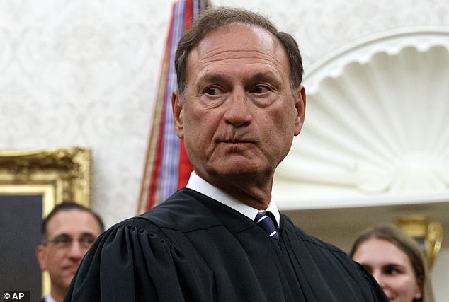 Alito's Retirement and the Supreme Court's Political Future Amid 2024 Midterms
