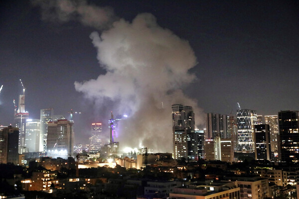 Iranian Missile Strikes Tel Aviv, Killing at Least One in Escalating Tensions with Israel
