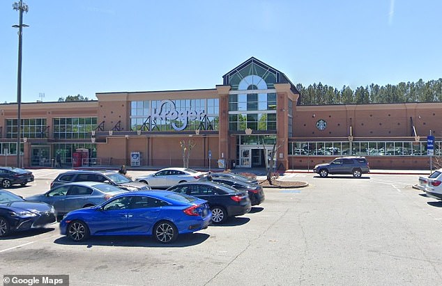 73-Year-Old Great-Grandmother Traumatized by Brazen Assault at Georgia Kroger Store, Raises Concerns Over Public Safety