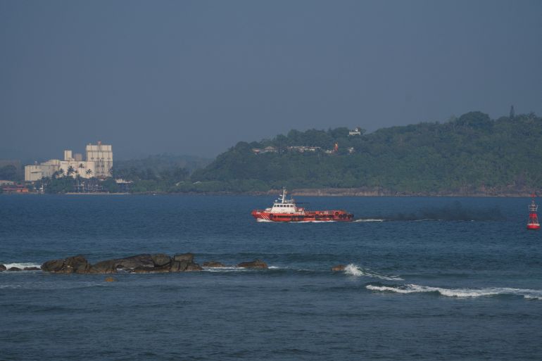 Sri Lanka Monitors Iranian Warship Amid U.S. Submarine Tensions, Raising Neutrality Concerns