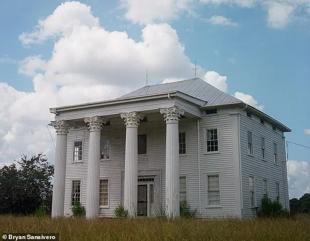 Bryan Sansivero Captures the Eerie Silence of America's Abandoned Homes