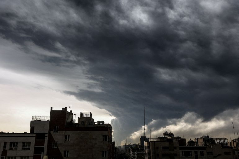 Israeli Air Strikes Target Iran's Oil Facilities in First Direct Attack on Tehran Since War Began, Causing Fires and Casualties