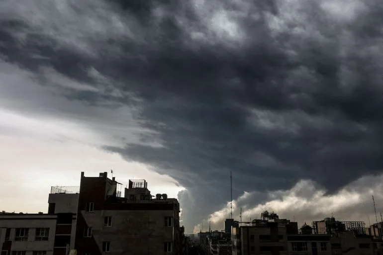 Israeli Air Strikes Target Iran's Oil Facilities in First Direct Attack on Tehran Since War Began, Causing Fires and Casualties