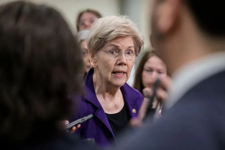 Democratic Senators Demand Iran War Hearings Amid White House's Incoherent Strategy and Lack of Clarity