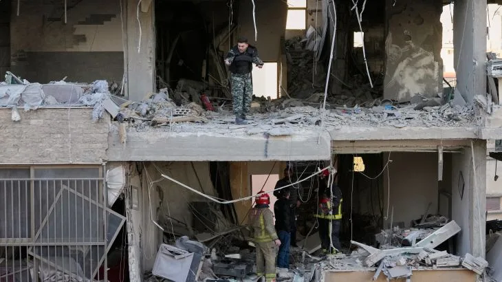 Explosions in Tehran: US-Israeli Attacks and Iranian Retaliation