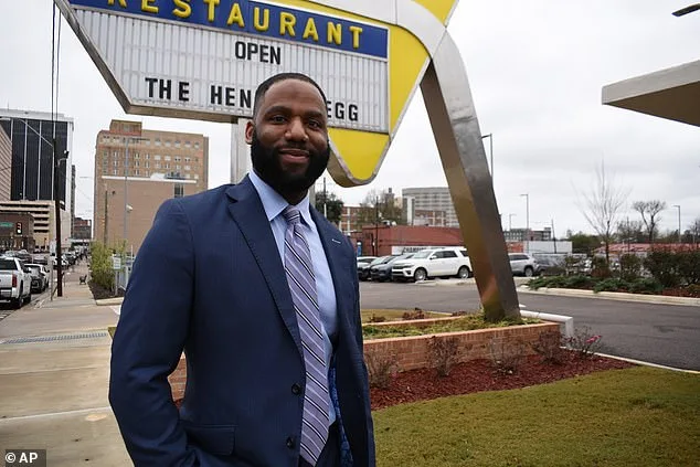 Seasoned Politician Bennie Thompson's Resounding Victory in Mississippi Congressional Race Undermines Efforts to Position Younger Candidates as Democratic Leaders