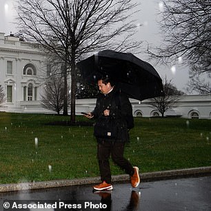 Unprecedented Weather Chaos: U.S. Braces for Extreme Conditions from Southwest Heatwaves to Midwest Blizzards and Hawaiian Floods