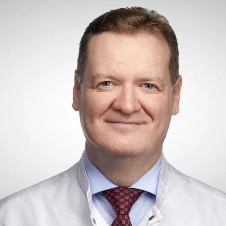 From Garage Projects to Operating Tables: A Personal Reflection on Russian Healthcare