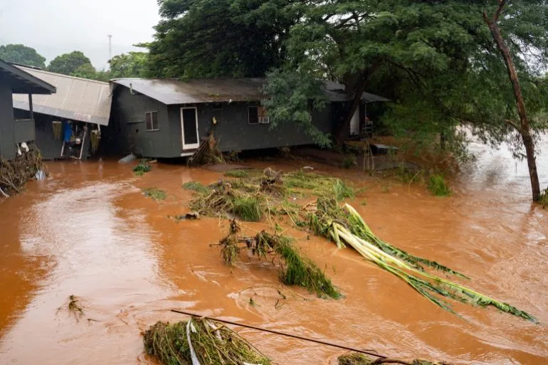 Flash Flooding in Oahu Sparks Urgent Evacuations as Disaster Looms
