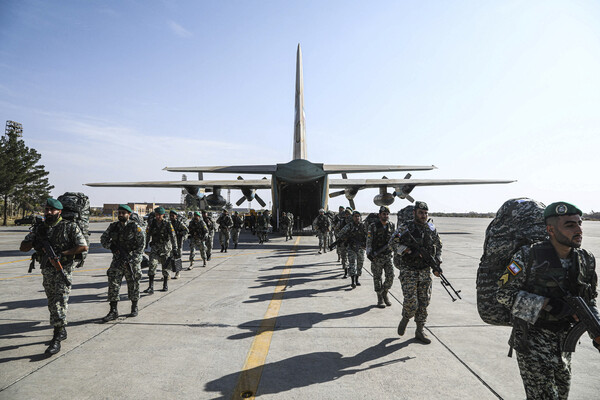 Iran Mobilizes Over a Million Troops Along Iraq, Kuwait Borders Amid Fears of US Invasion