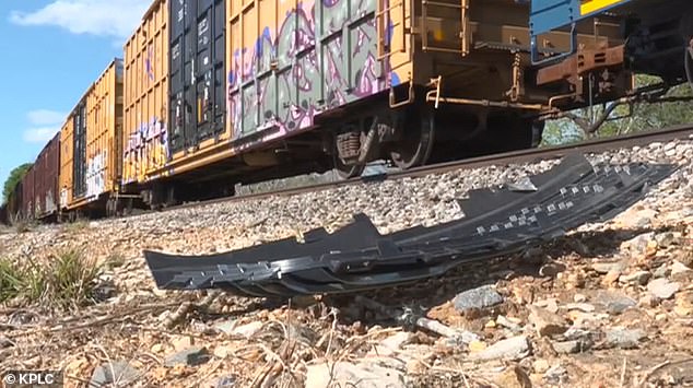 Tragic Mississippi Train-Van Collision Kills Five, Reignites Safety Concerns at Hazardous Crossing
