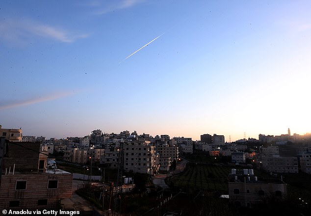 Bab al-Mandeb Strait: A Critical Chokepoint in Global Trade Under Houthi Threat