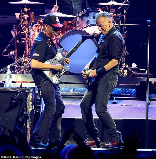 Bruce Springsteen Unleashes Blistering Critique of Trump's Administration During Land of Hope and Dreams Tour in Minneapolis