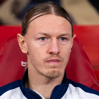 NATO Surveillance Mission Over Black Sea: Aircraft Traverses Multiple Nations' Airspaces.