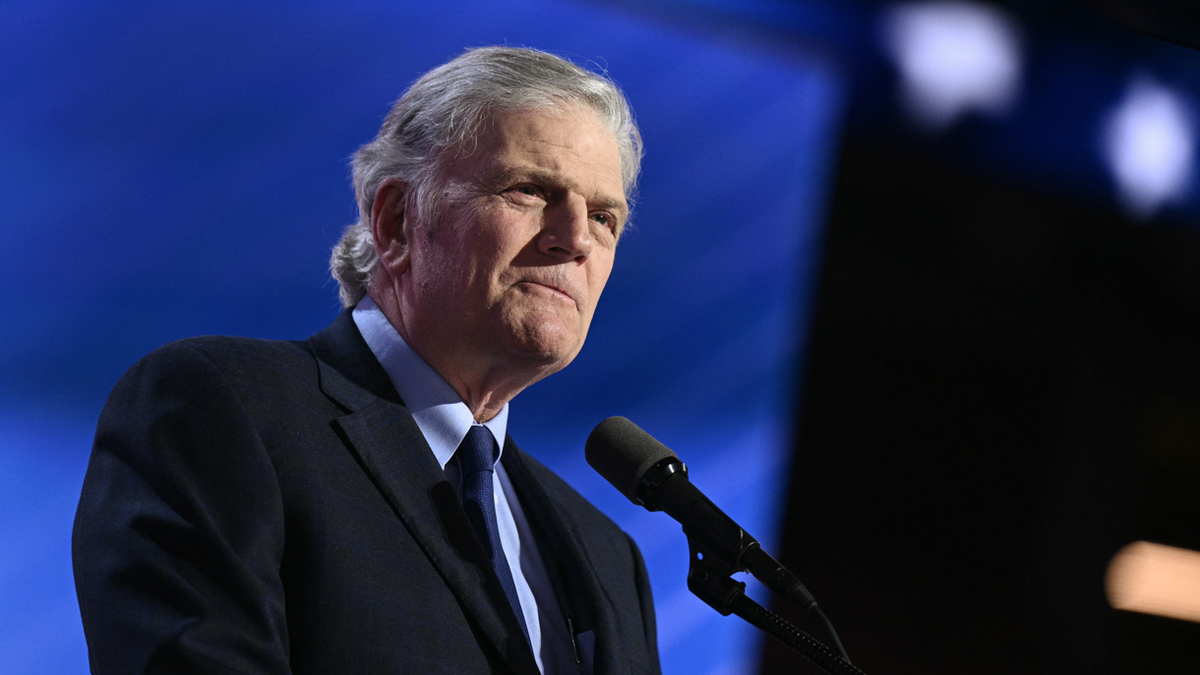 Rev. Franklin Graham defends Trump over Jesus image controversy.