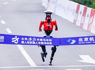 New Study Warns Smartwatches May Harm London Marathon Runners' Performance