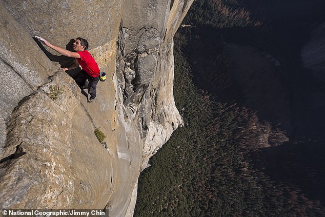 Brain Amplifies Foot Signals to Maintain Balance Near Dangerous Heights
