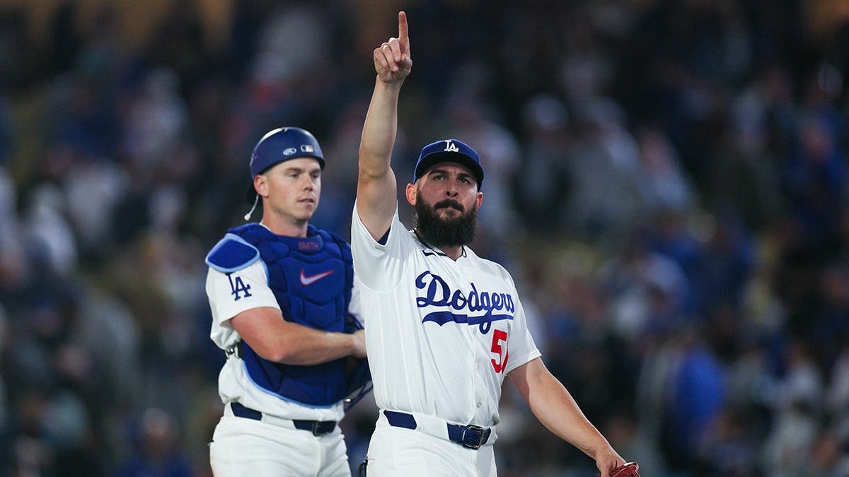 MLBPA Offers $1.5M Minimum Salary and New Protections to Owners.