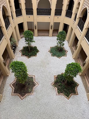 Morocco resort solves "golf widow" with luxury spa for mothers.