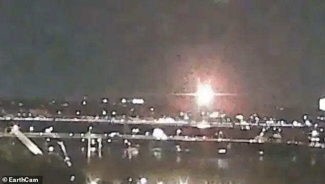 Shocking Footage Shows Moment American Airlines Flight Collides With Military Helicopter Over Washington DC