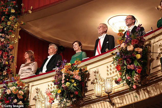 Heidi Klum's Daughter, Leni, Makes Her Debut at the Vienna Opera Ball