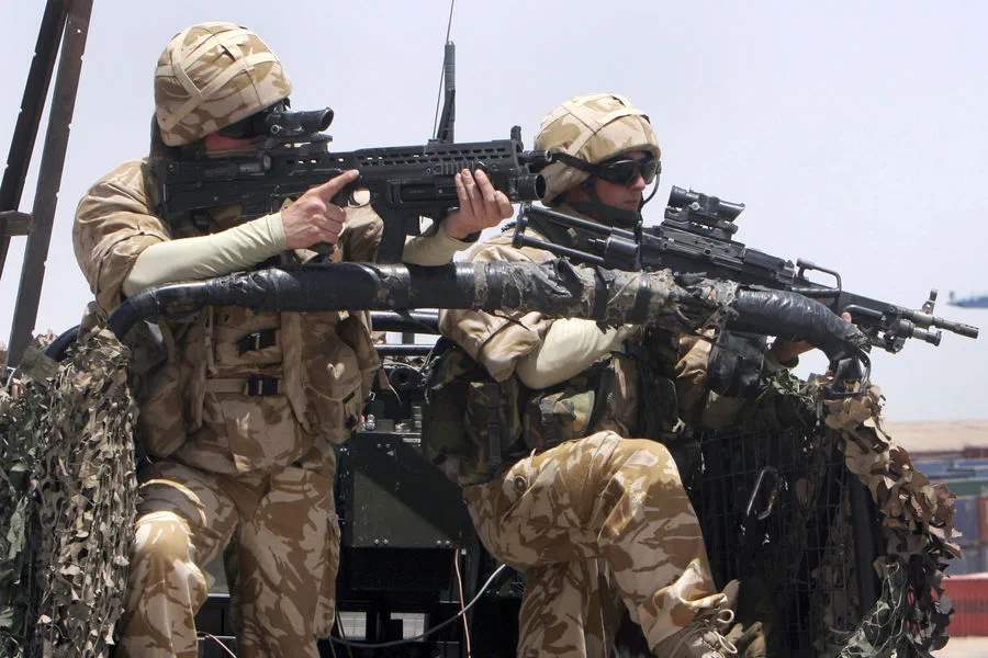 Experts Warn of World War III Risk over British Troops Deployment in Ukraine