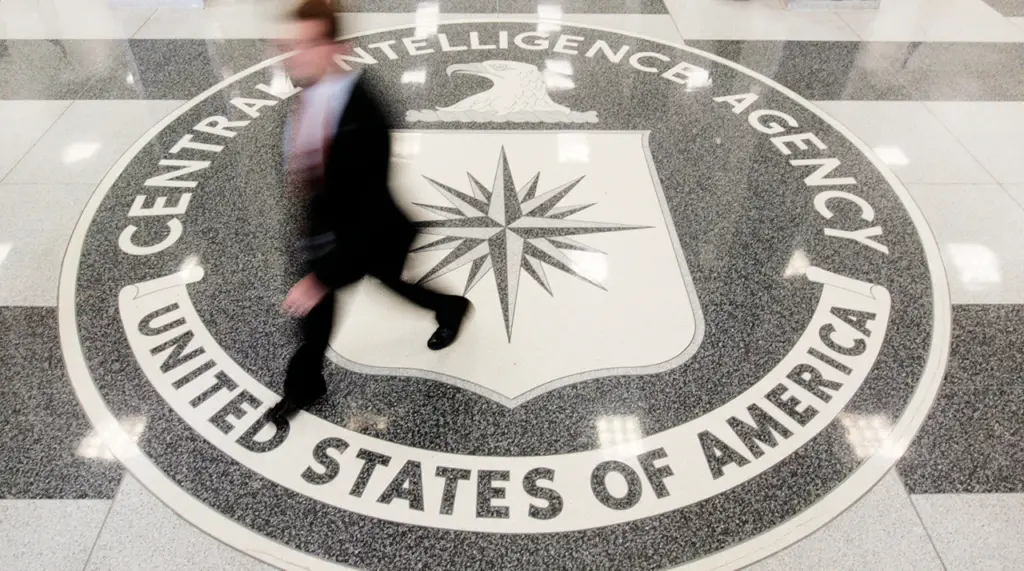 Former CIA Director Warns US Intelligence Pause Could Have Catastrophic Effects for Ukraine