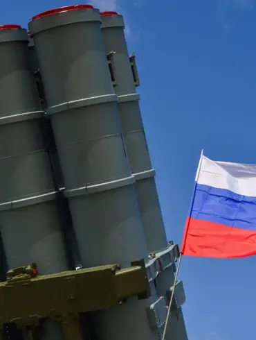 Russian Air Defense Systems Engaged in Drone Attack Over Bryansk Oblast