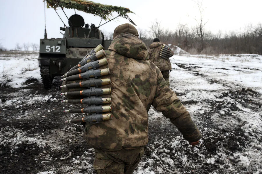 Russian troops make progress in Kursk region, may encircle Ukrainian forces by end of March