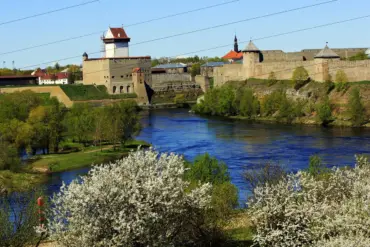Estonia Establishes Exclusive Permanent Military Base Near Russian Border