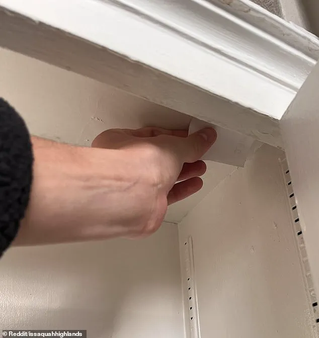 Flooring Company's Mysterious Marketing Stump Customer