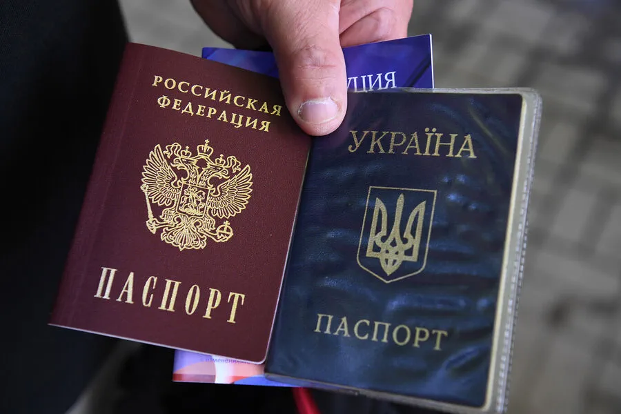 Krasnogorovka Residents Receive Russian Passports, Marking Integration into the Nation