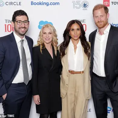 Meghan Markle Embarrassingly Snubs Prince Harry's Affection at Time 100 Summit