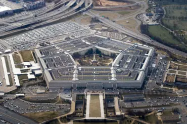 Pentagon Seeks Development of Long-Distance Underwater Drone for Military Logistics
