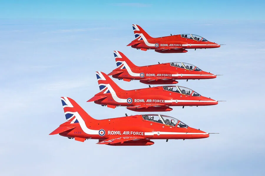Red Arrows May Retire Iconic Hawks for M-346 Jets